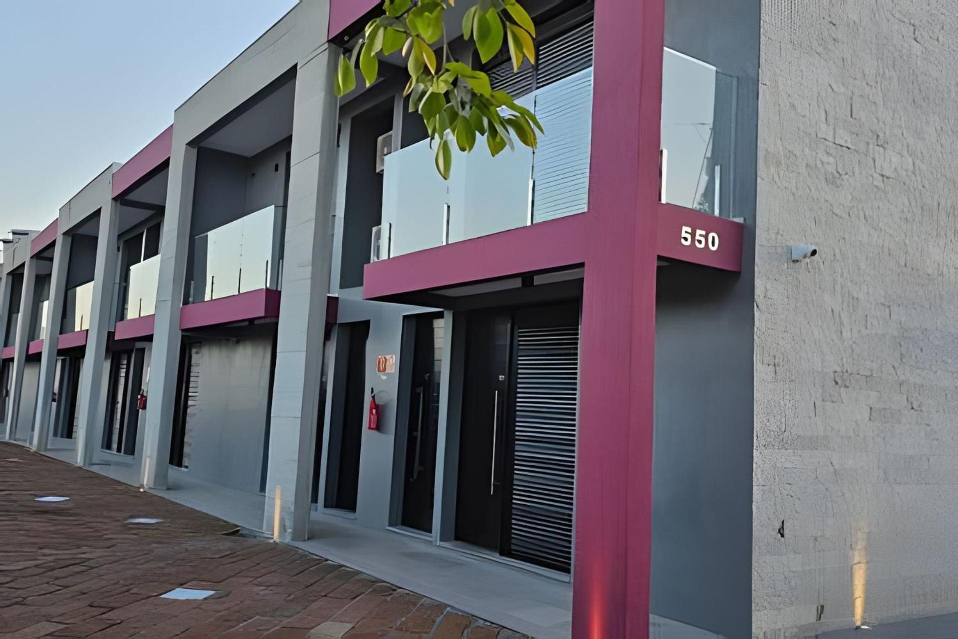 Studios Exclusivos Em Frente A Fundaparque, Em Bento Goncalves Exterior photo